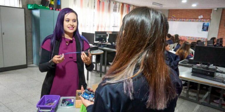 Docentes colombianos que fueron nominados a los mejores del mundo