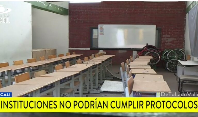 Padres se oponen a que sus hijos vuelvan al colegio