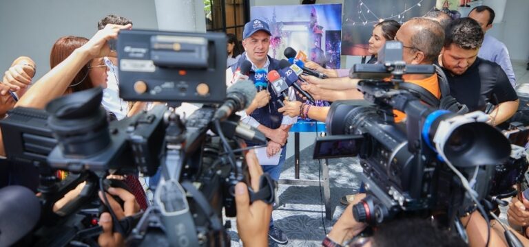 Defensoría del Pueblo advierte sobre el riesgo de vulneración del derecho a la salud de los docentes y sus beneficiarios