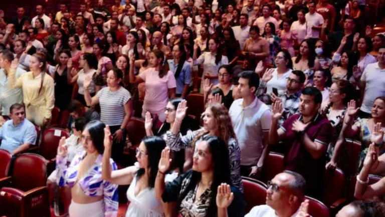 Más de 100 docentes que ganaron concurso de CNSC han renunciado Más de 100 docentes que ganaron concurso de CNSC han renunciado