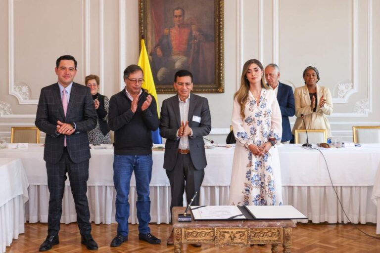 ​​​​​’Vivienda Docente’, crédito para que docentes accedan a casa propia