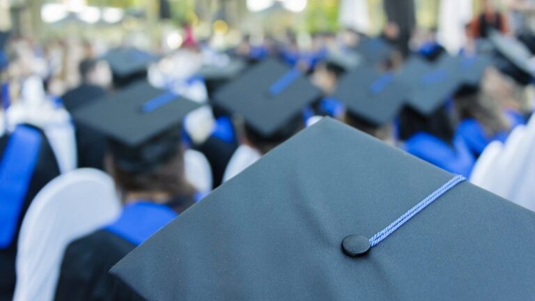 ¡Jóvenes! Está abierta la convocatoria Camino a la Educación Superior de Comfama