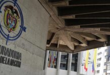 Docente en Bucaramanga enfrenta cargos por presunto acoso sexual a estudiante