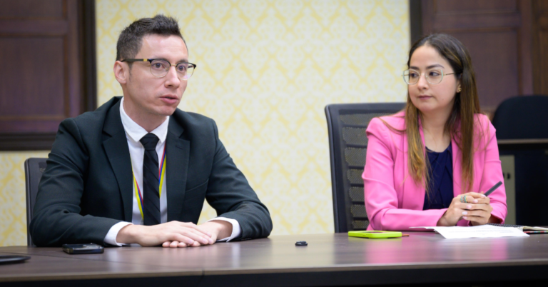 Beca Colombia 2025 será promovida por embajadas y consulados en el exterior Beca Colombia 2025 será promovida por embajadas y consulados en el exterior